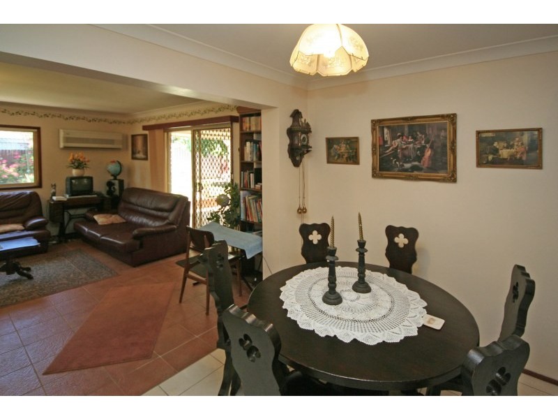 4 Elliottdale Close, Elderslie NSW 2570