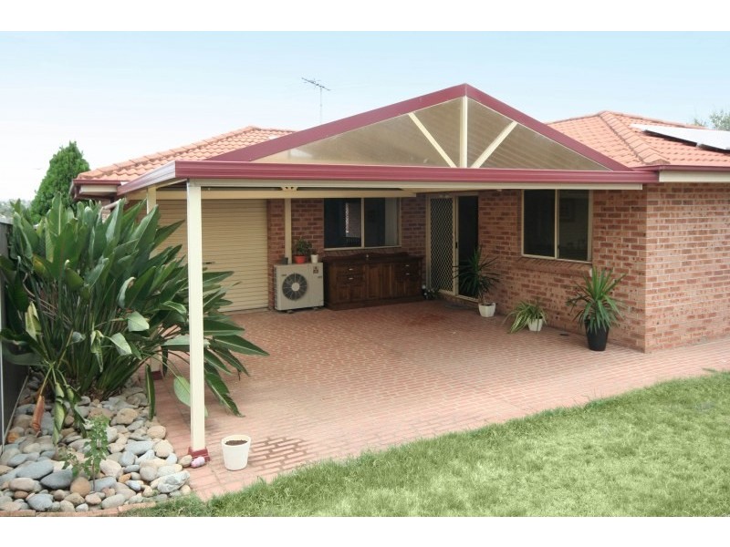 15 Corundum Close, Eagle Vale NSW 2558