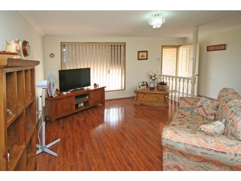 15 Corundum Close, Eagle Vale NSW 2558
