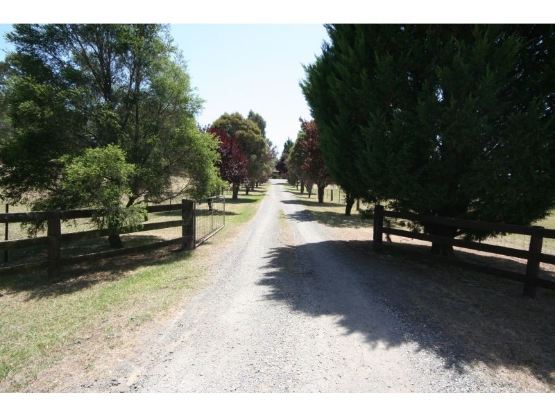 5  Wattle Creek Drive, Theresa Park NSW 2570