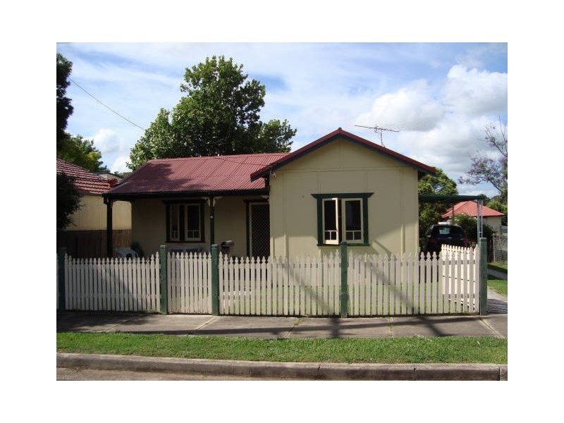 39 Chellaston Street, Camden NSW 2570