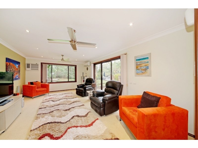 26 Kundabung Street, The Oaks NSW 2570
