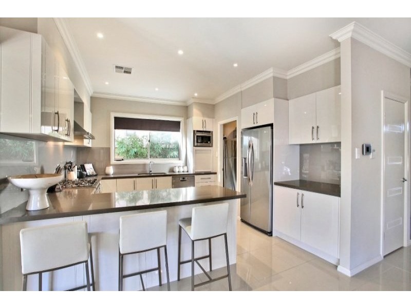 57 MacArthur Circuit, Camden Park NSW 2570