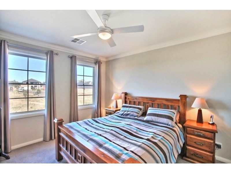 57 MacArthur Circuit, Camden Park NSW 2570