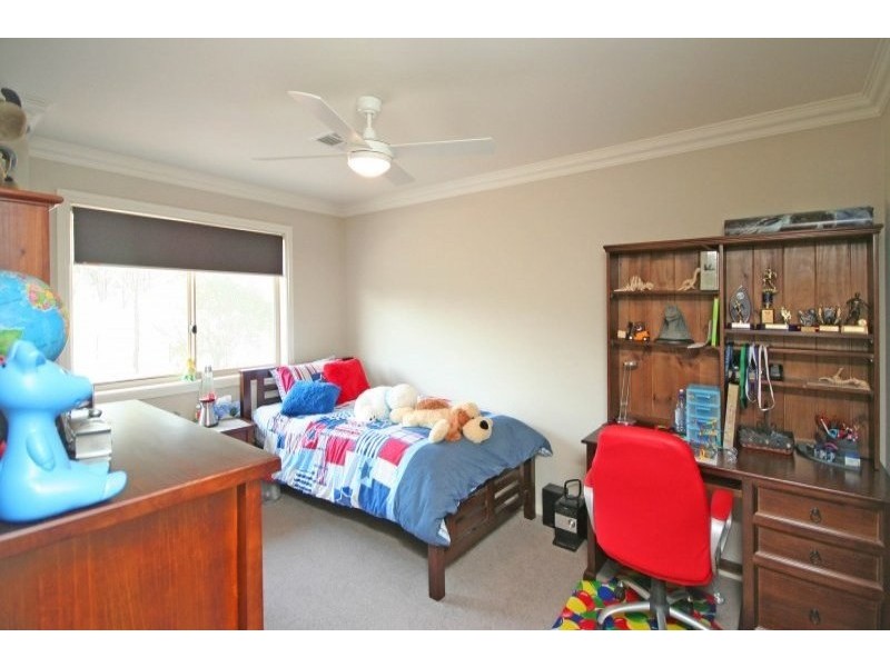 57 MacArthur Circuit, Camden Park NSW 2570