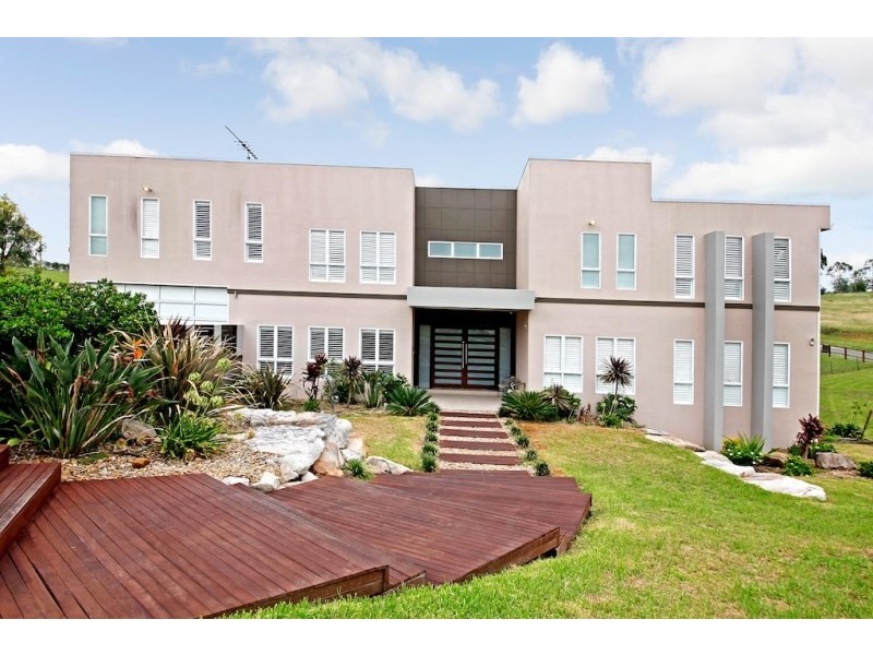 2 Crase Place, Grasmere NSW 2570