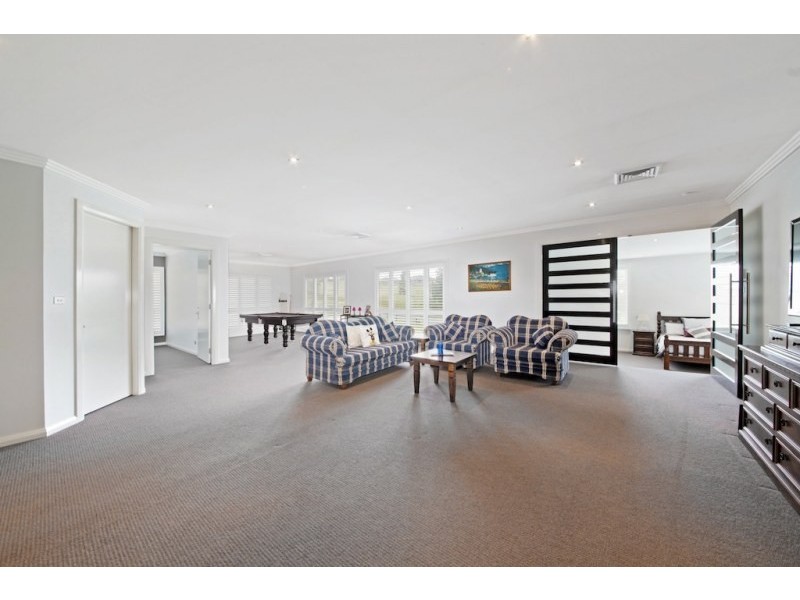 2 Crase Place, Grasmere NSW 2570