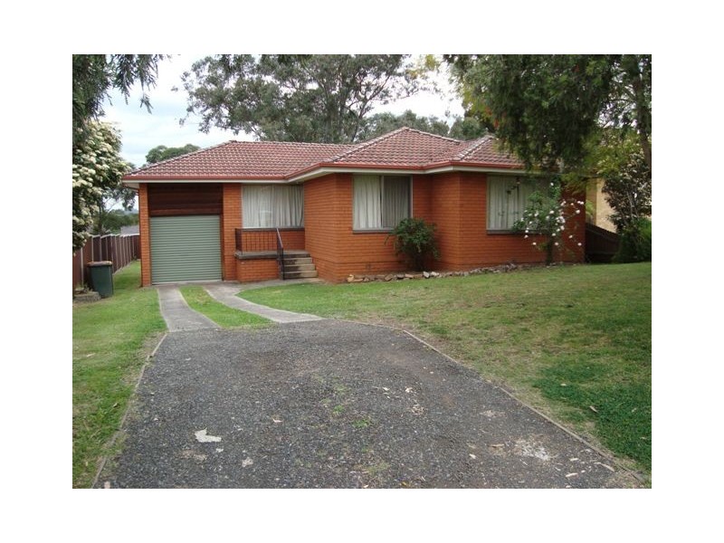 30 Berallier Drive, Camden South NSW 2570