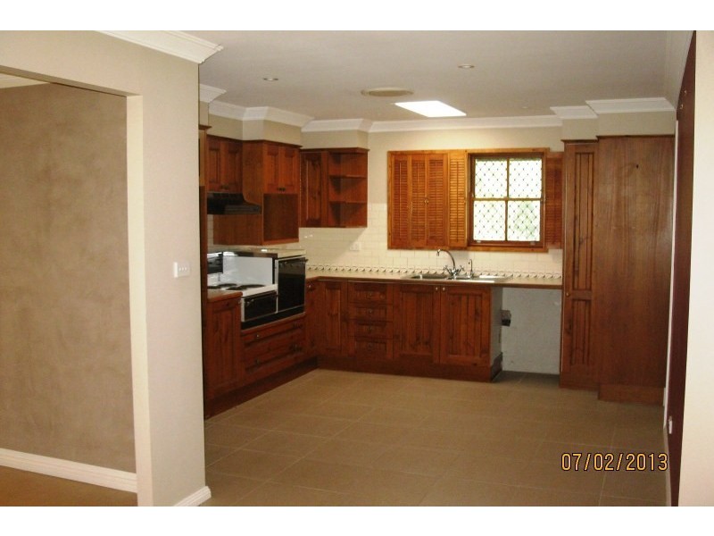 29 Mark Road, Rossmore NSW 2557