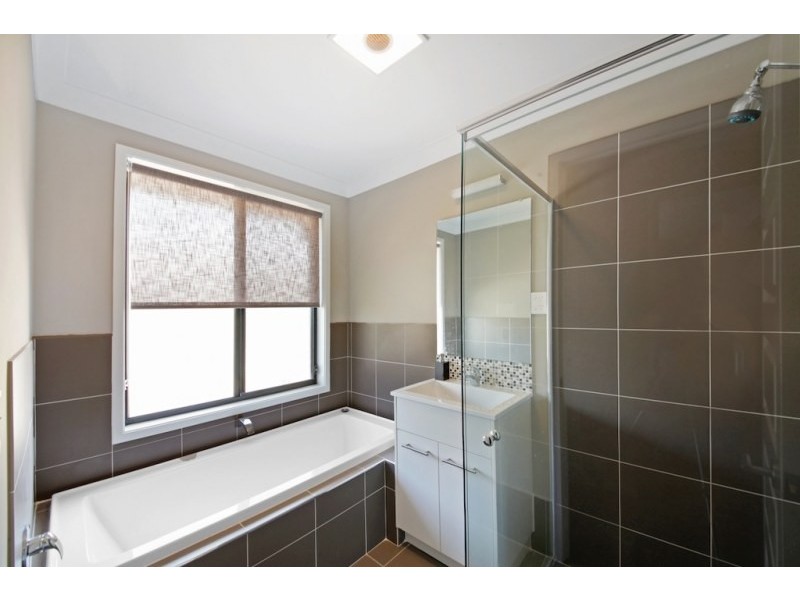 14 Condron Circuit, Elderslie NSW 2570