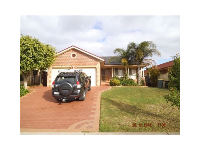 40 Kokoda Circuit, Mount Annan NSW 2567