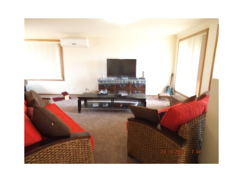 40 Kokoda Circuit, Mount Annan NSW 2567