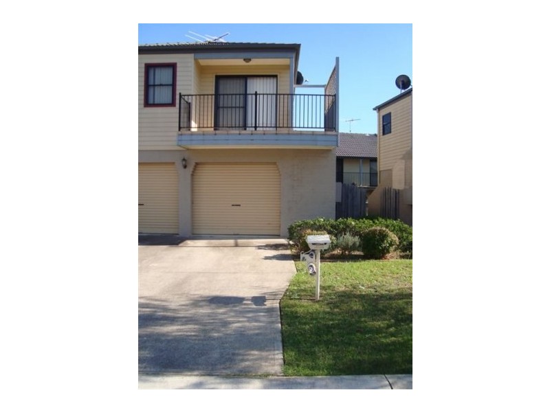 8a Pickets Place, Currans Hill NSW 2567