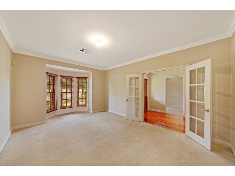 22 Tullet Street, Camden Park NSW 2570
