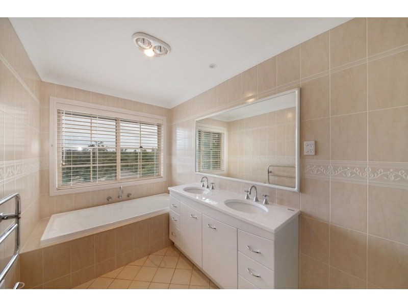22 Tullet Street, Camden Park NSW 2570