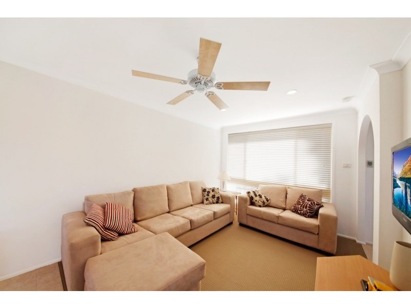 10 Nott Place, Mount Annan NSW 2567