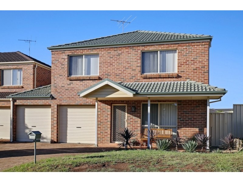 1 Buna Close, Mount Annan NSW 2567