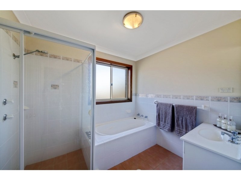 1 Buna Close, Mount Annan NSW 2567