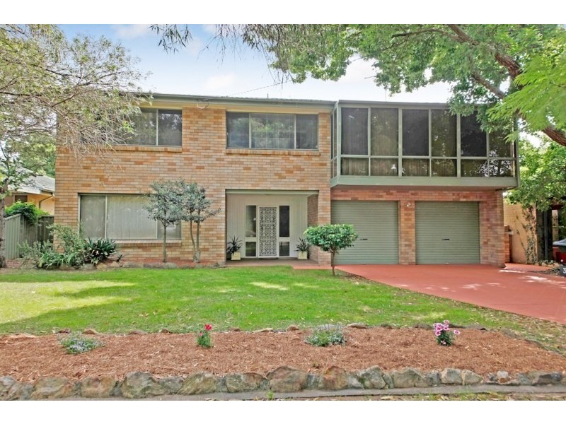 3 Larnach Place, Elderslie NSW 2570