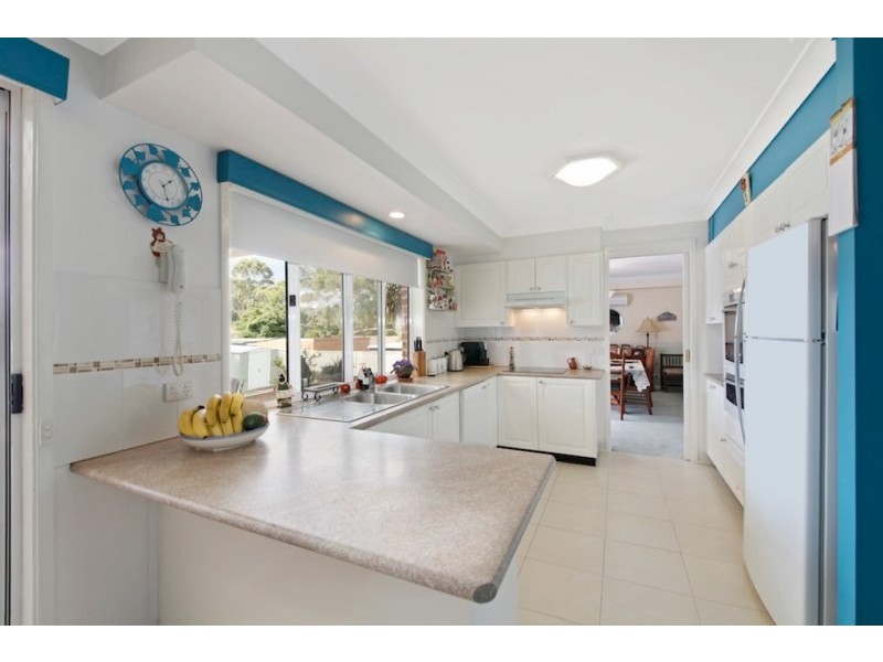 3 Dowle Place, Camden South NSW 2570