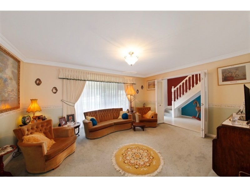 3 Dowle Place, Camden South NSW 2570