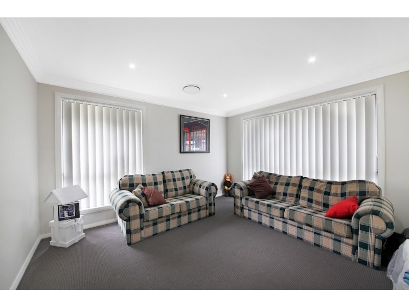 62 Moyengully Avenue, Mount Annan NSW 2567