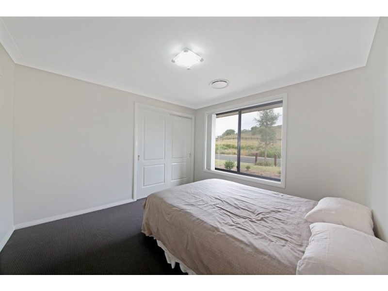 62 Moyengully Avenue, Mount Annan NSW 2567