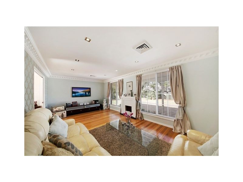 5 Ribbon Gum Place, Picton NSW 2571