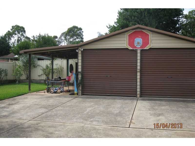 9 Prospero Close, Rosemeadow NSW 2560