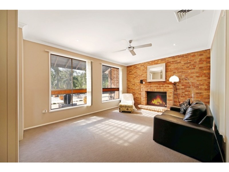 6 Centennial Lane, Ellis Lane NSW 2570