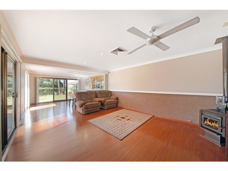6 Centennial Lane, Ellis Lane NSW 2570