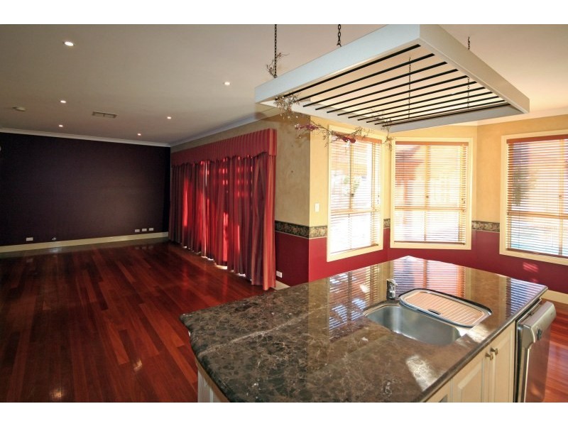 15 Hickson Circuit, Harrington Park NSW 2567