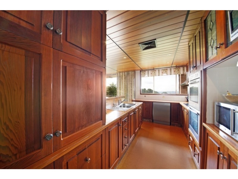 15 Plateau Drive, Razorback NSW 2571