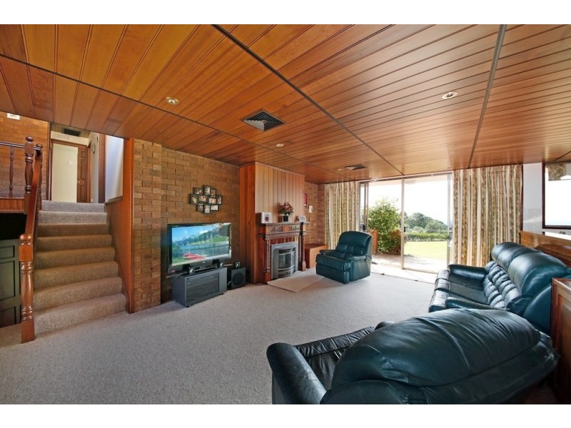 15 Plateau Drive, Razorback NSW 2571