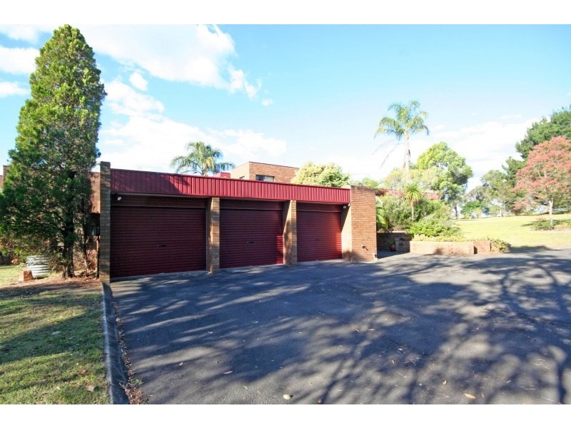 15 Plateau Drive, Razorback NSW 2571