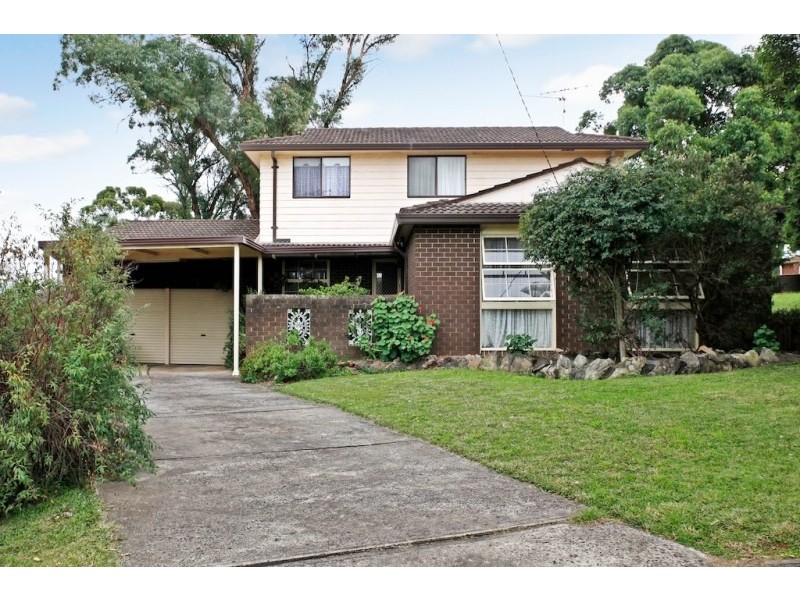 7 Sturt Place, Camden South NSW 2570