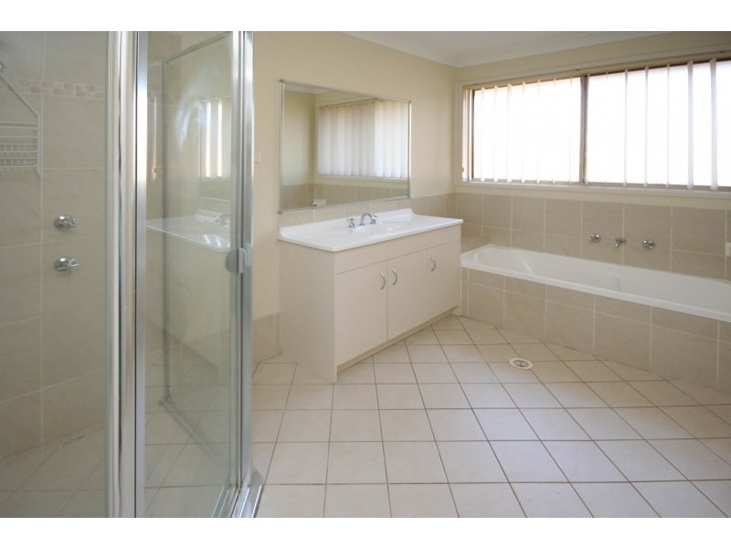 18 Tobin Avenue, Camden Park NSW 2570