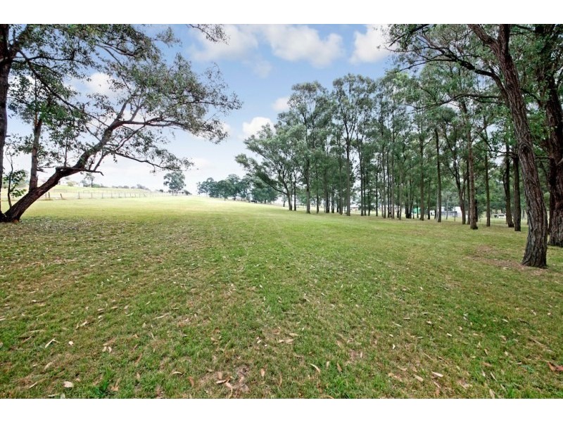 110  Rapleys Loop Road, Werombi NSW 2570