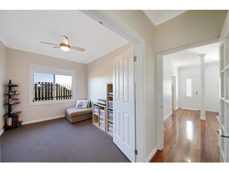 57 Rheinbergers Circuit, Elderslie NSW 2570