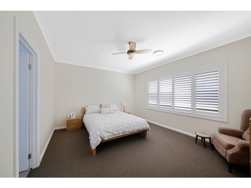 57 Rheinbergers Circuit, Elderslie NSW 2570