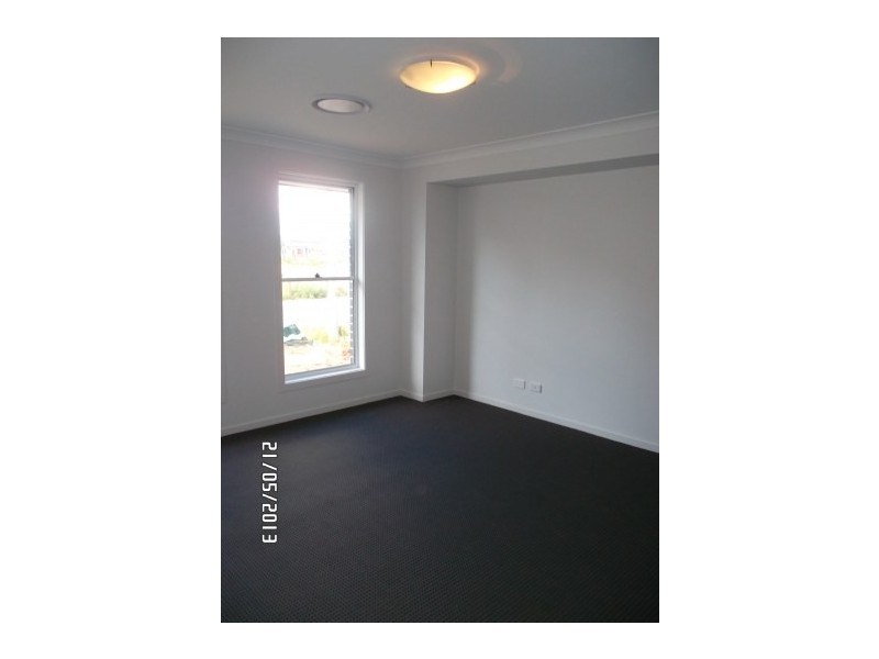 74 Discovery Circuit, Gregory Hills NSW 2557
