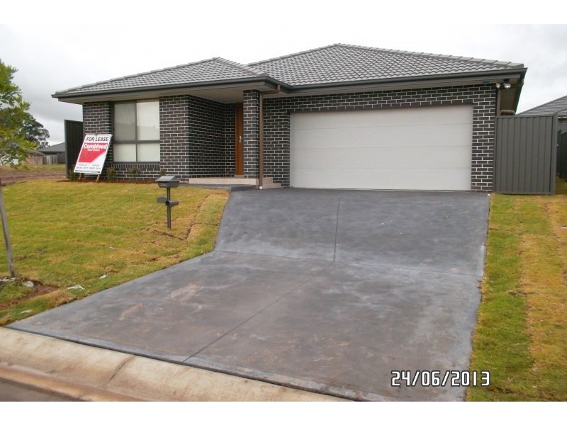 10 Galileo Street, Gregory Hills NSW 2557