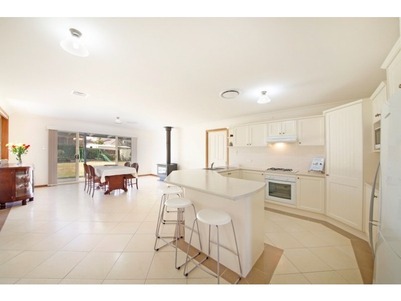 18 Wilmott Court, Camden Park NSW 2570
