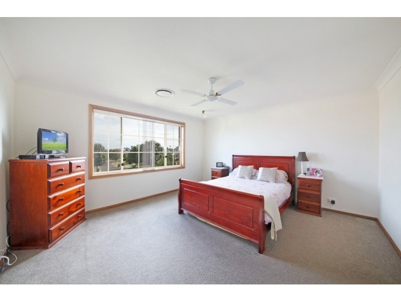 18 Wilmott Court, Camden Park NSW 2570