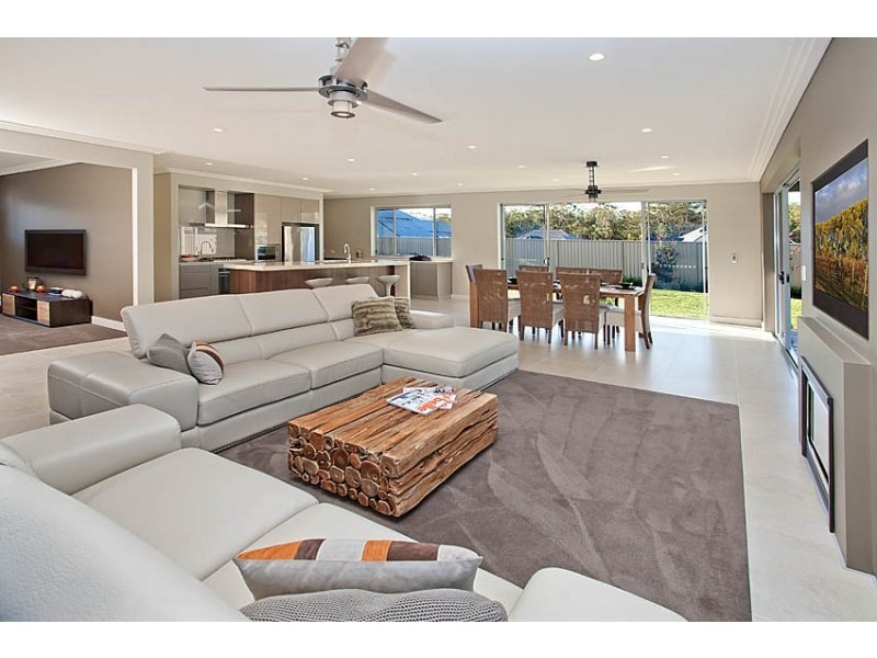 7 Barford Way, Harrington Park NSW 2567