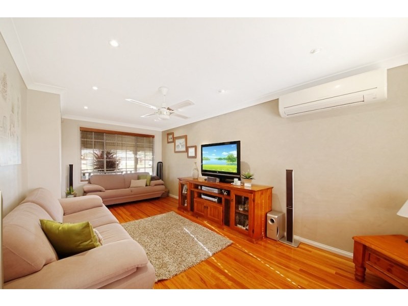 12 Woylie Avenue, St Helens Park NSW 2560