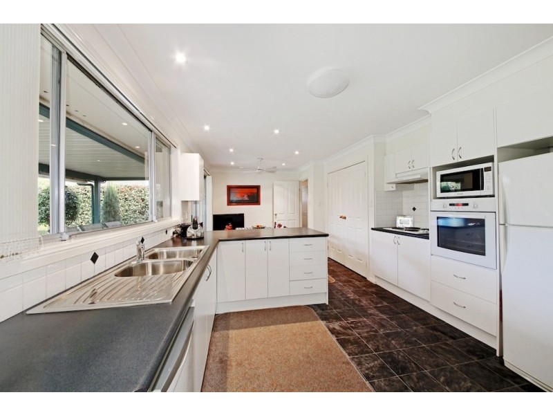 8 McCrae Drive, Camden South NSW 2570