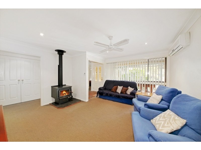 8 McCrae Drive, Camden South NSW 2570