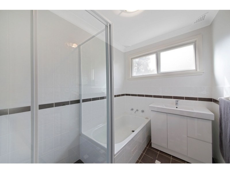 10 Bowman Avenue, Camden South NSW 2570