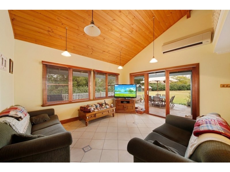 6 Remembrance Drive, Tahmoor NSW 2573